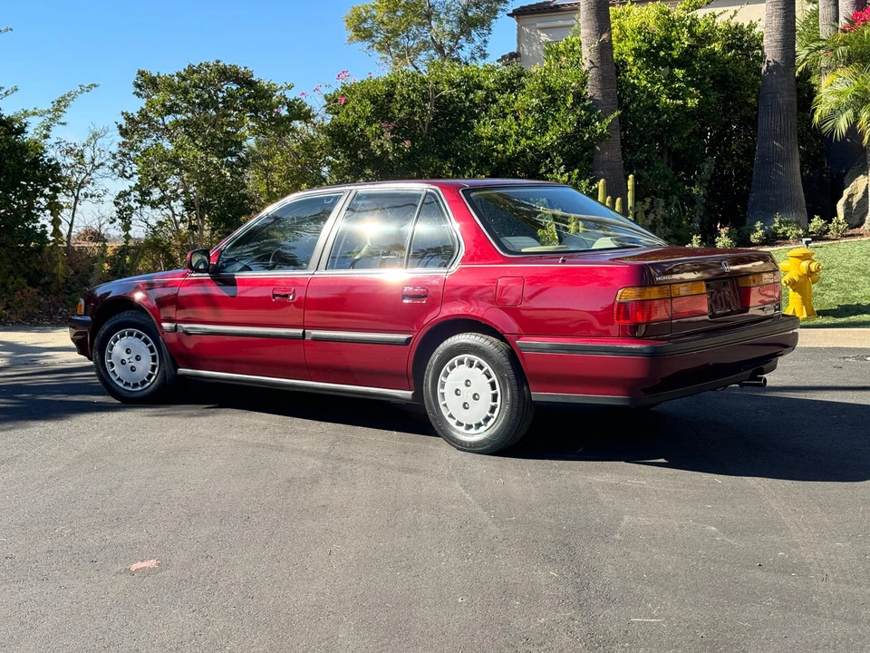 1991 Honda Accord 4th Gen - Image 13 of 31