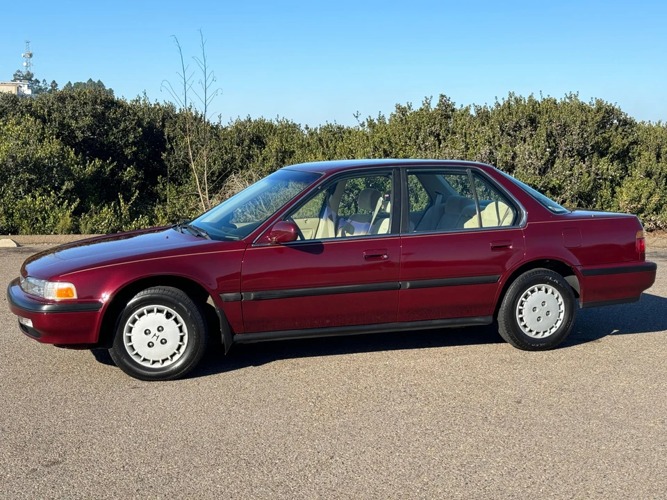1991 Honda Accord 4th Gen - Image 11 of 31