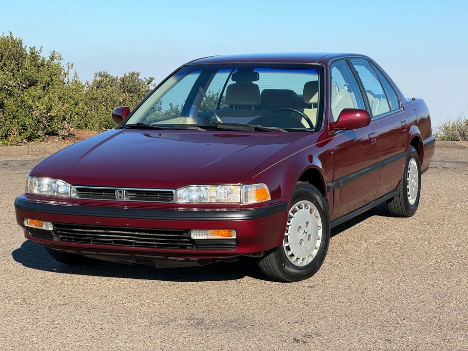 1991 Honda Accord 4th Gen - Image 7 of 31