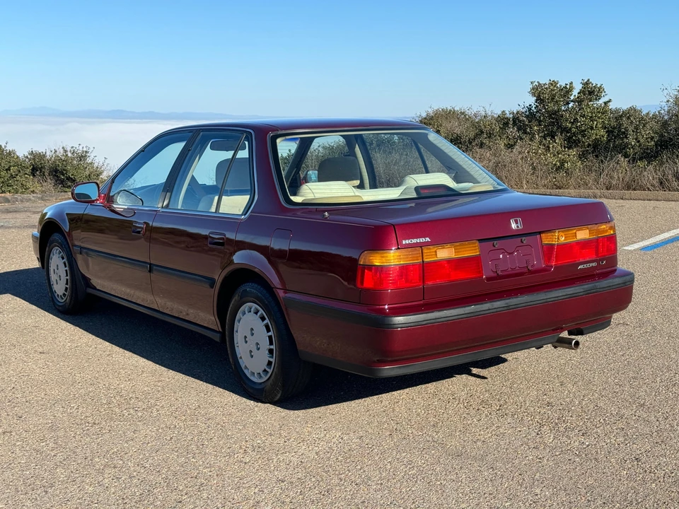 1991 Honda Accord 4th Gen - Image 15 of 31