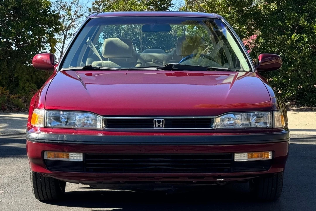 1991 Honda Accord 4th Gen - Image 2 of 31
