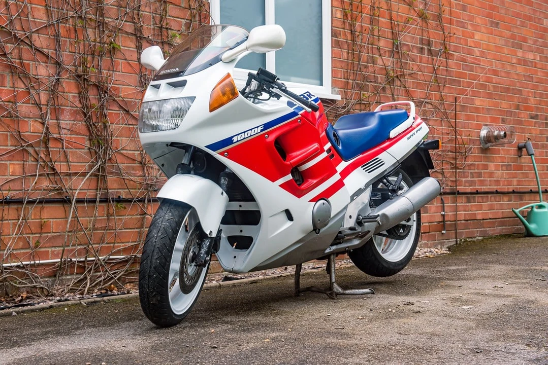 1991 Honda CBR - Image 19 of 30