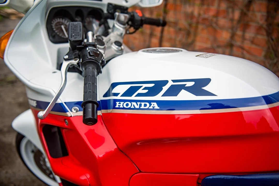 1991 Honda CBR - Image 23 of 30