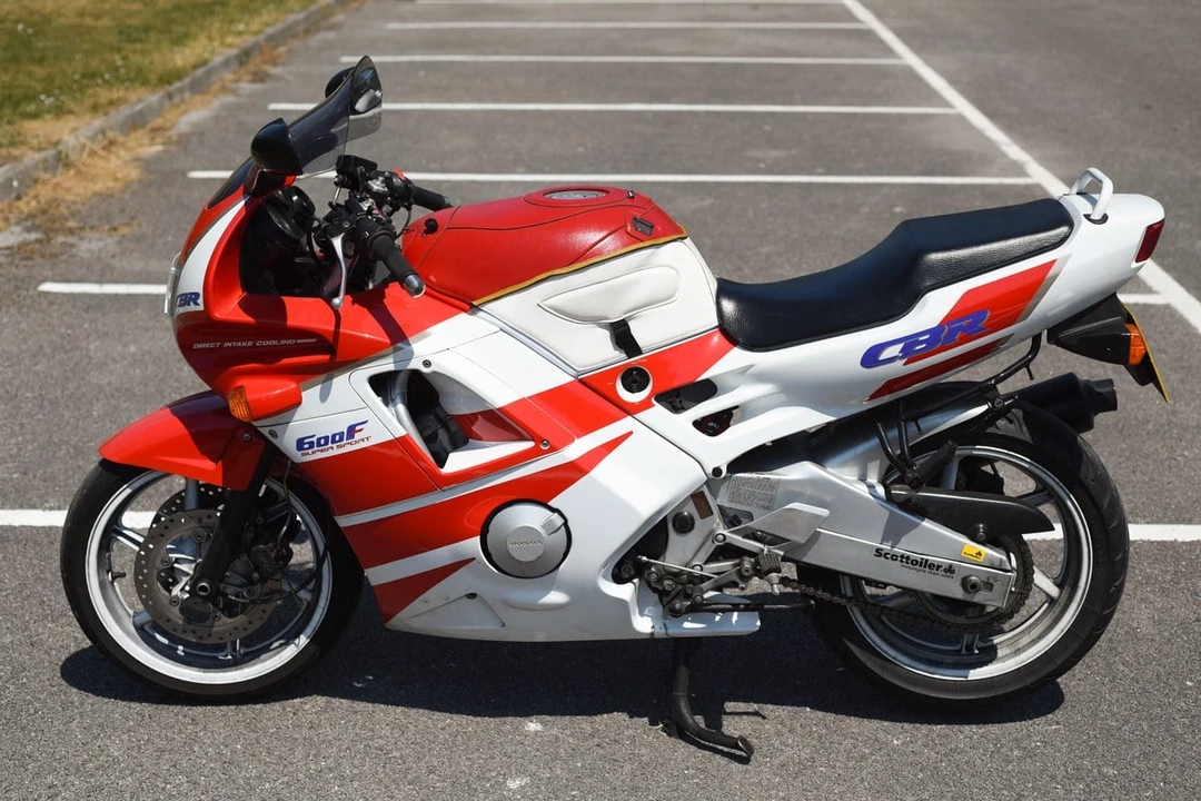 1991 Honda CBR - Image 7 of 31