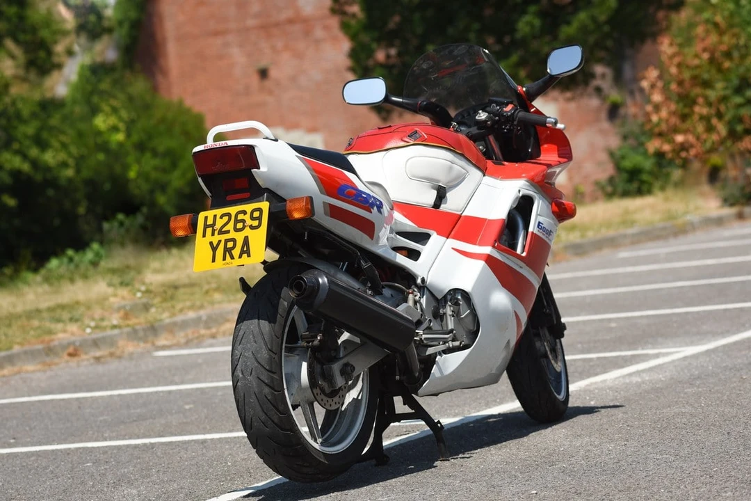 1991 Honda CBR - Image 25 of 31