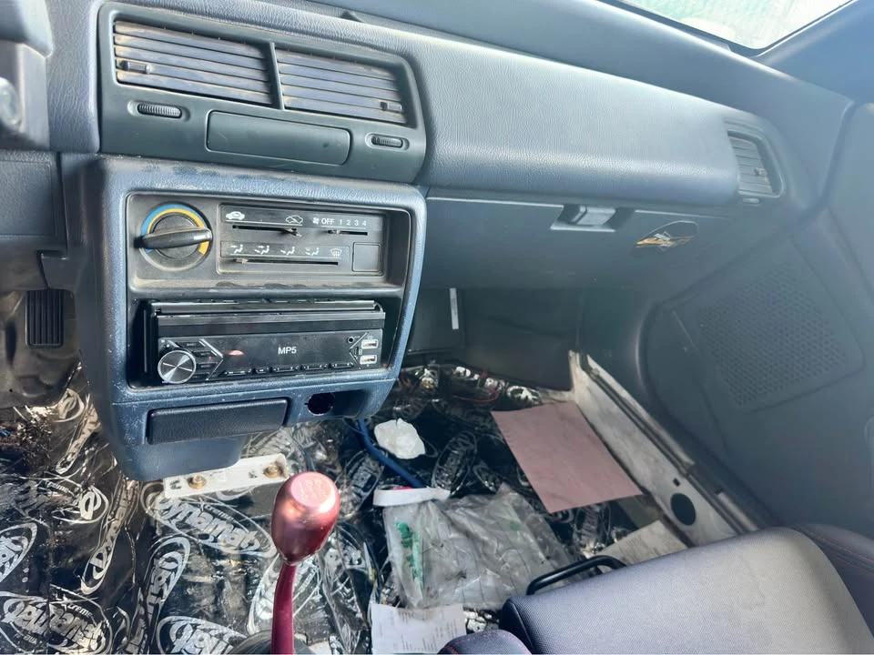 1991 Honda Civic 4th Gen - Image 10 of 11