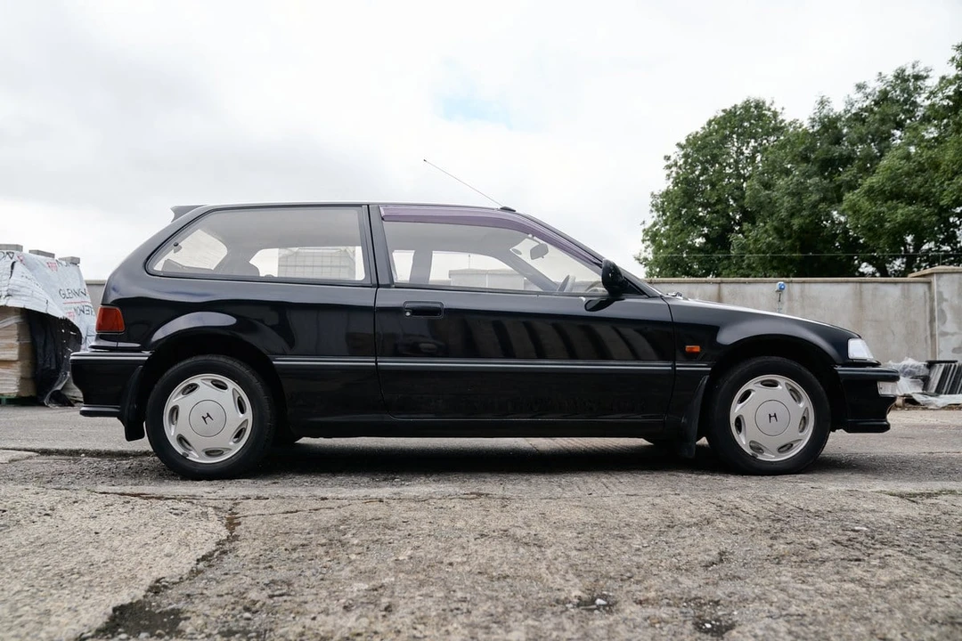 1991 Honda Civic 4th Gen - Image 19 of 30