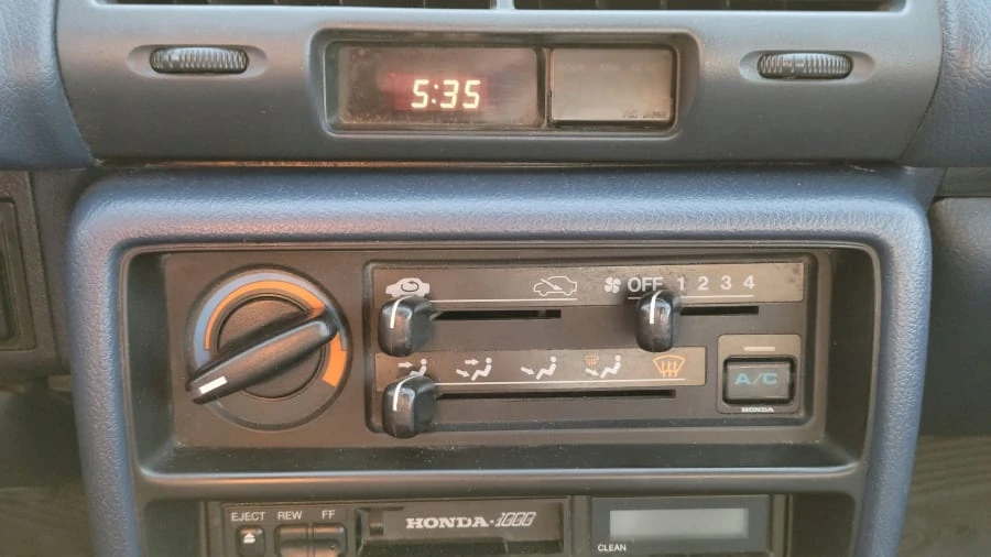1991 Honda Civic 4th Gen - Image 18 of 25