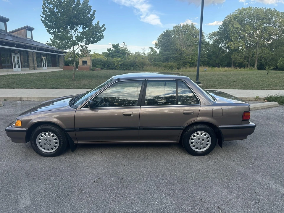 1991 Honda Civic 4th Gen - Image 6 of 31