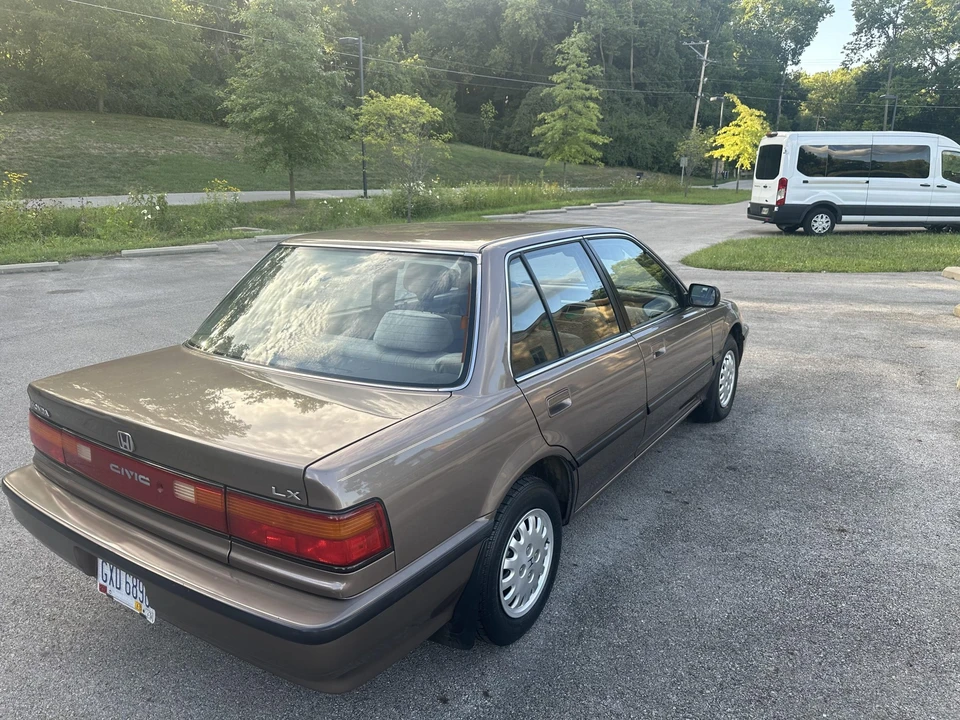 1991 Honda Civic 4th Gen - Image 12 of 31