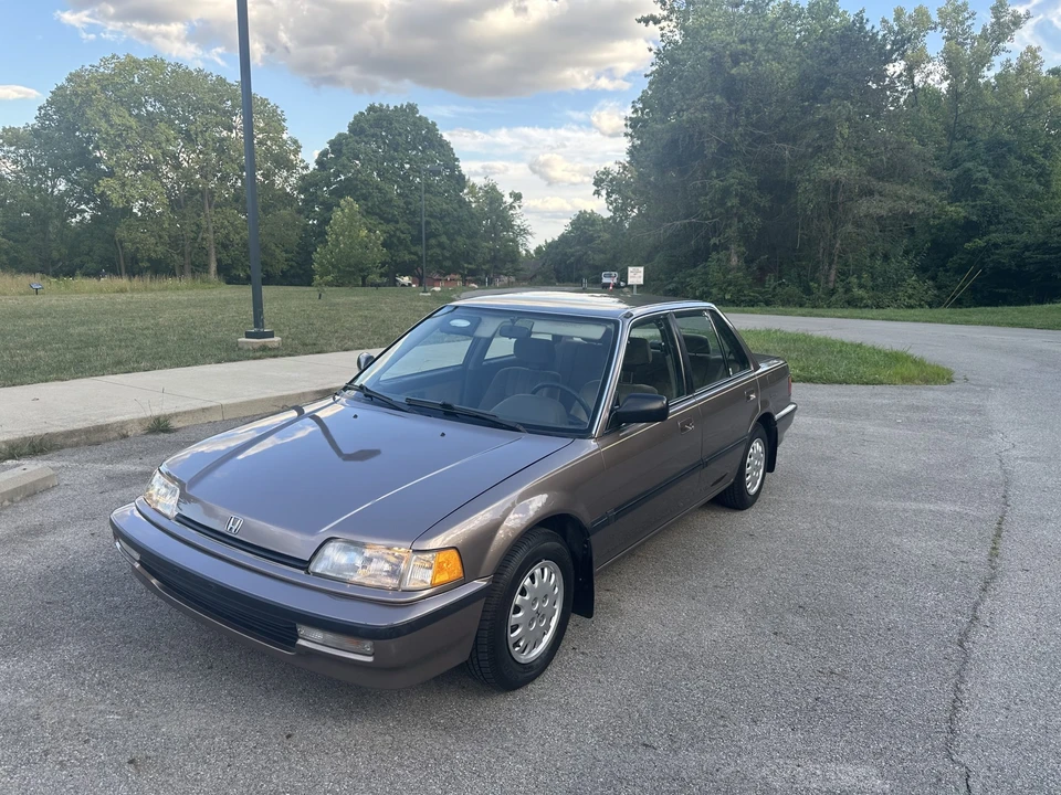 1991 Honda Civic 4th Gen - Image 2 of 31