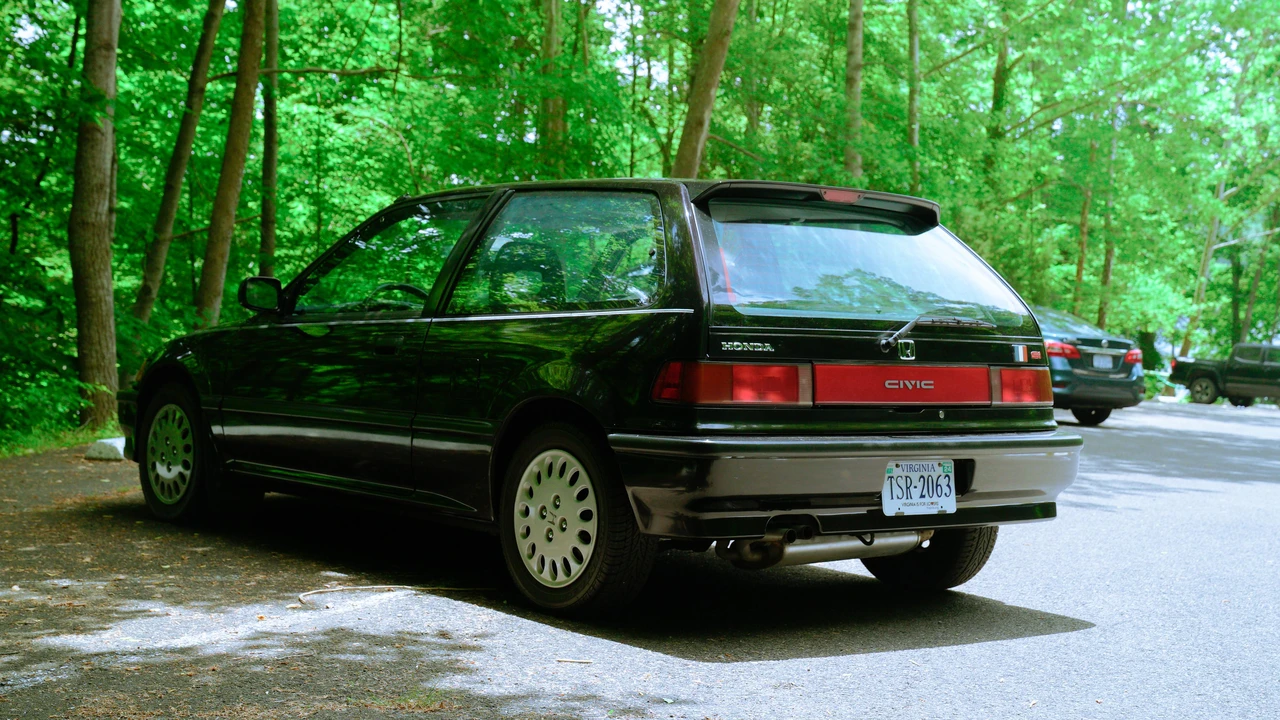 1991 Honda Civic Si 4th Gen - Image 16 of 31