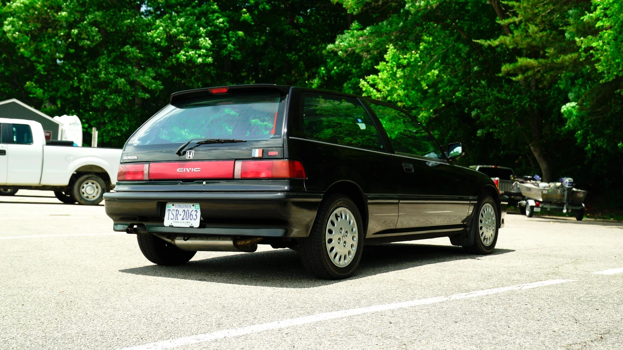 1991 Honda Civic Si 4th Gen - Image 25 of 31