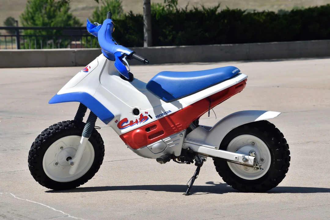 1991 Honda Motorcycles - Image 2 of 29