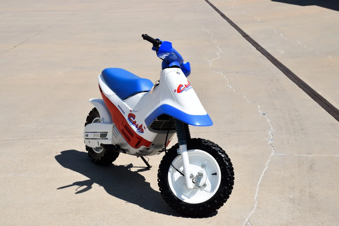 1991 Honda Motorcycles - Image 9 of 29