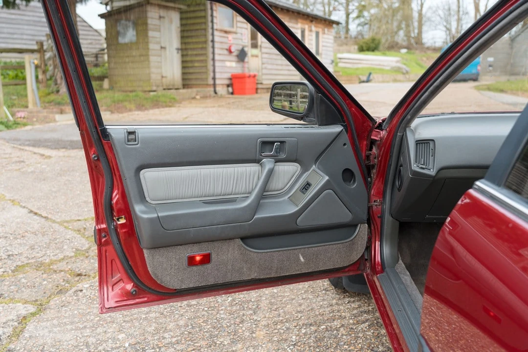 1991 Acura Legend 1st Gen - Image 28 of 30