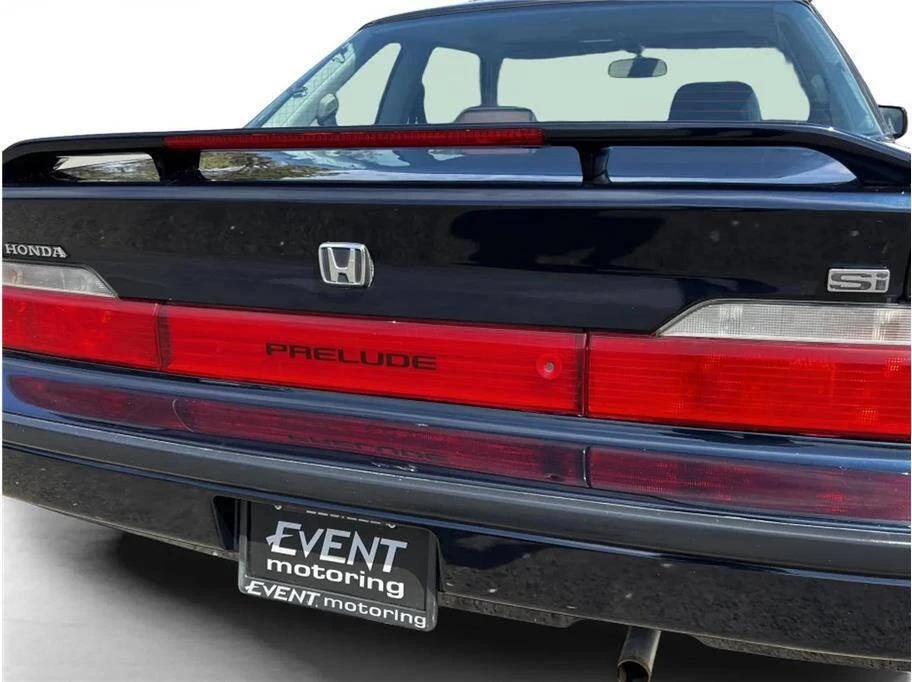 1991 Honda Prelude 3rd Gen - Image 9 of 30