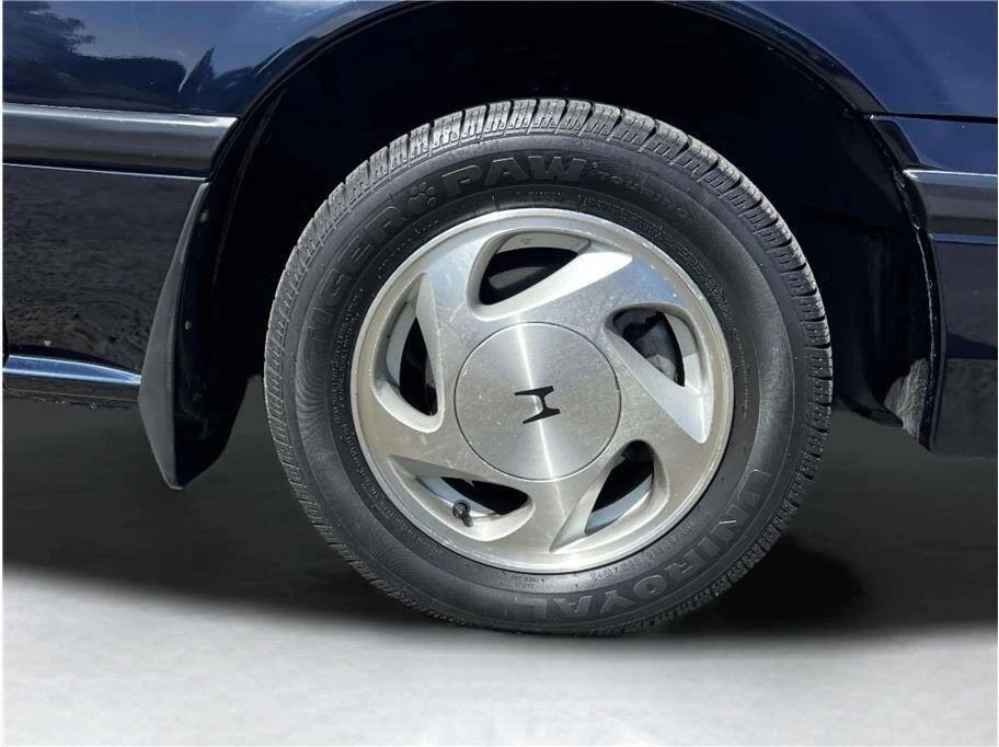 1991 Honda Prelude 3rd Gen - Image 28 of 30