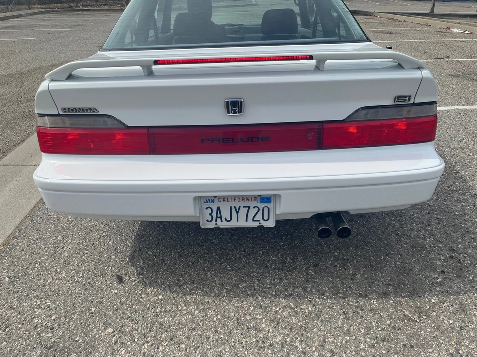 1991 Honda Prelude 3rd Gen - Image 16 of 31