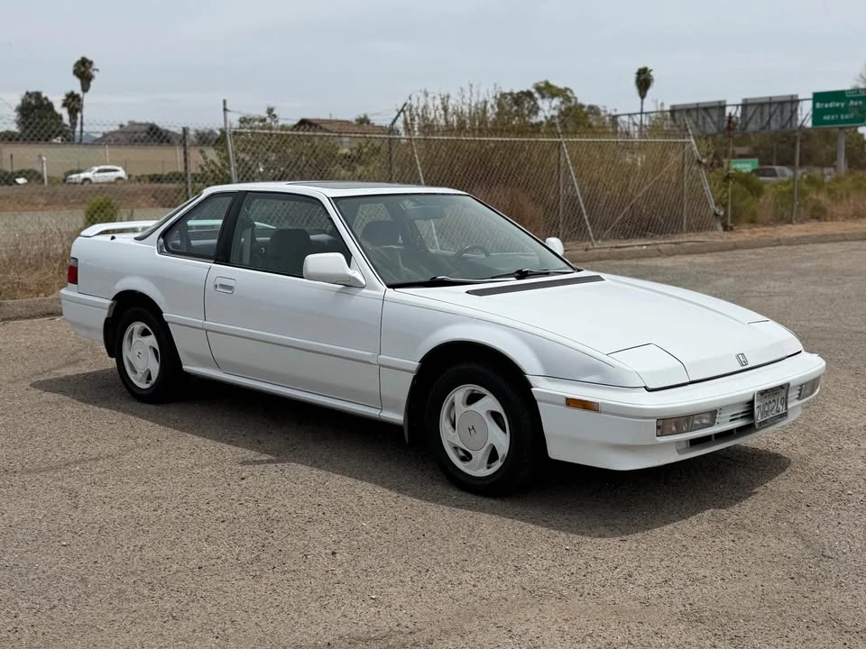 1991 Honda Prelude 3rd Gen - Image 2 of 10