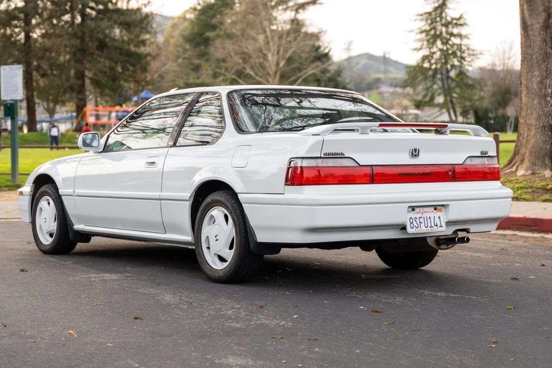 1991 Honda Prelude 3rd Gen - Image 6 of 31