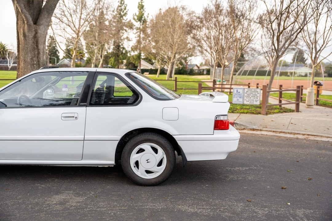 1991 Honda Prelude 3rd Gen - Image 21 of 31
