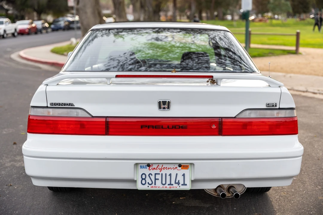 1991 Honda Prelude 3rd Gen - Image 5 of 31
