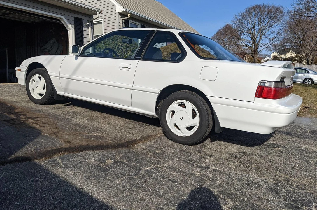 1991 Honda Prelude 3rd Gen - Image 19 of 31