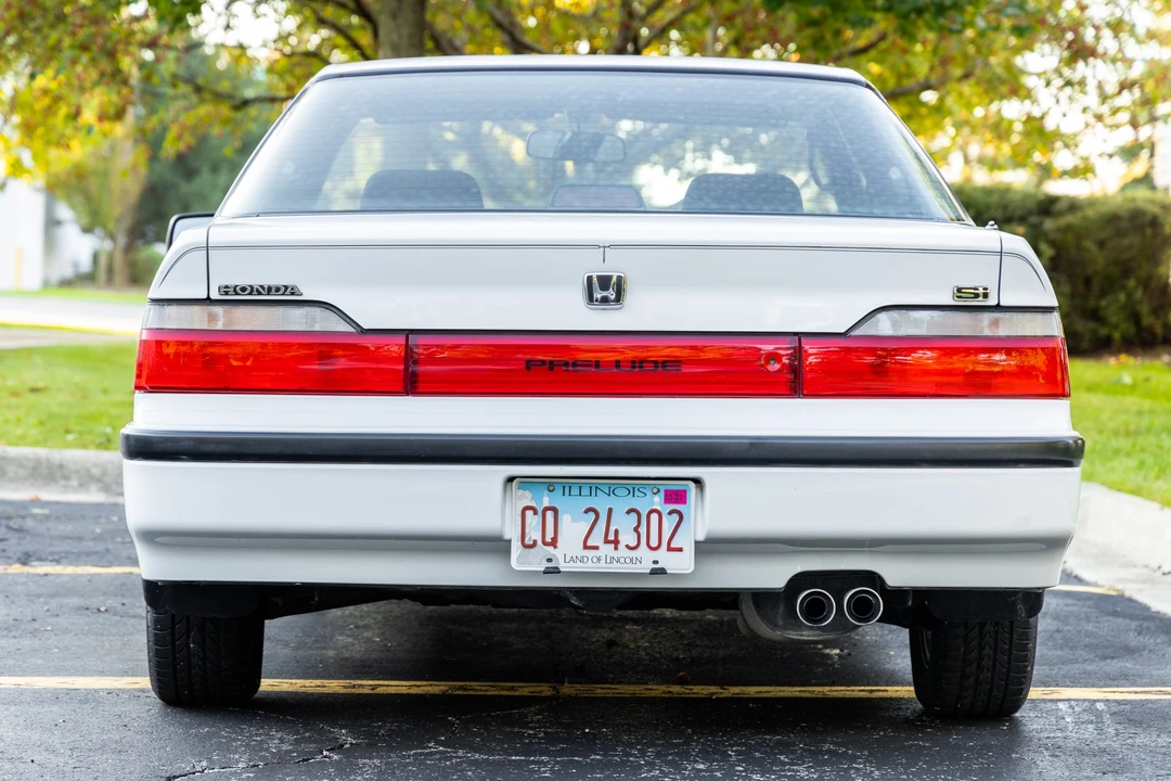 1991 Honda Prelude 3rd Gen - Image 5 of 31