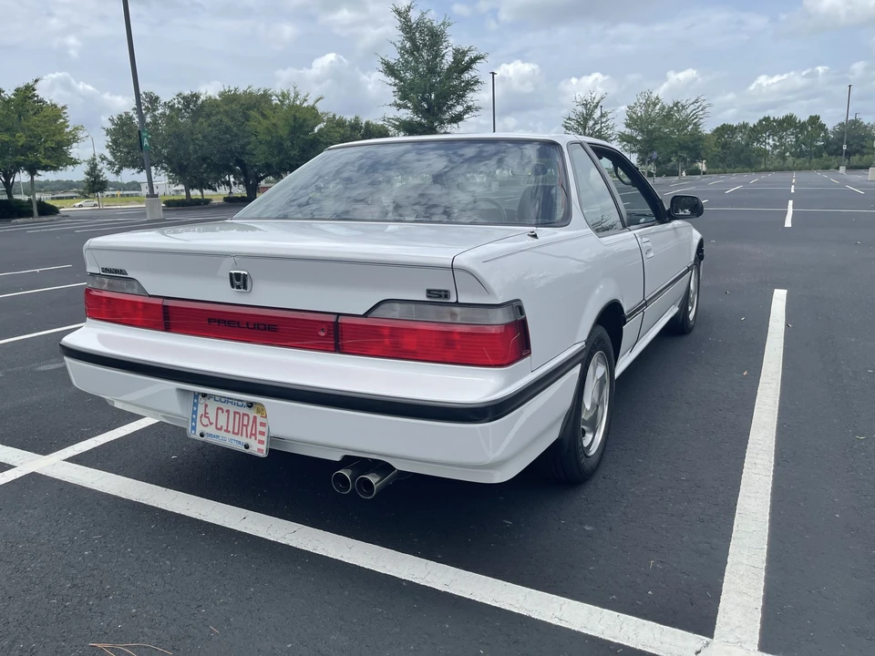 1991 Honda Prelude 3rd Gen - Image 11 of 31