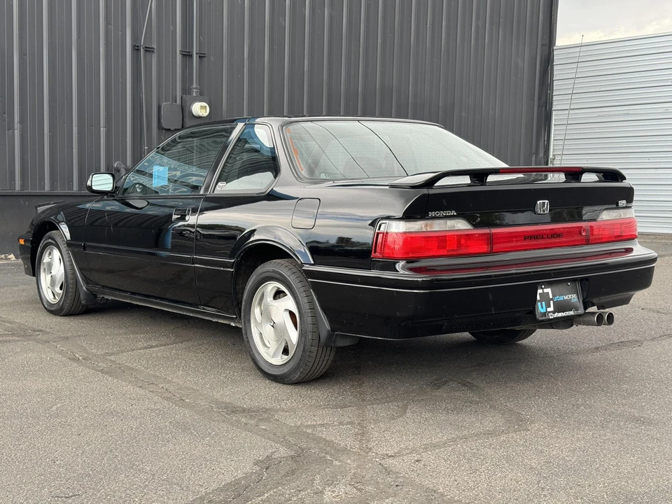 1991 Honda Prelude 3rd Gen - Image 4 of 31