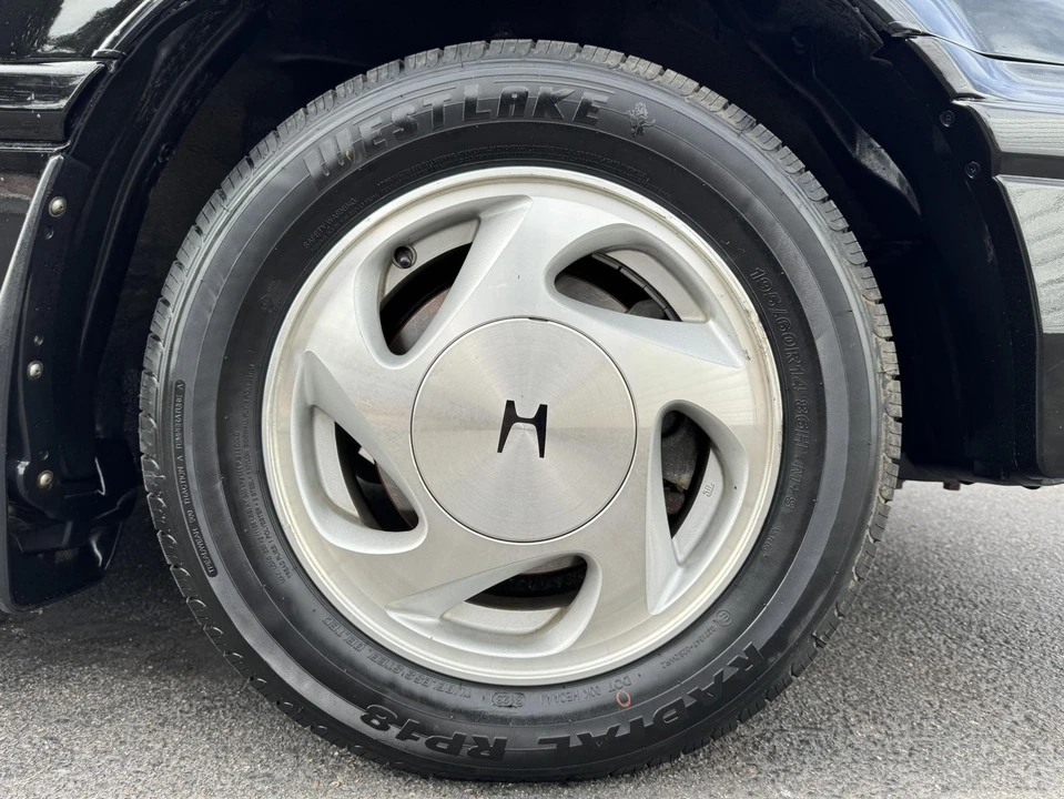 1991 Honda Prelude 3rd Gen - Image 17 of 31