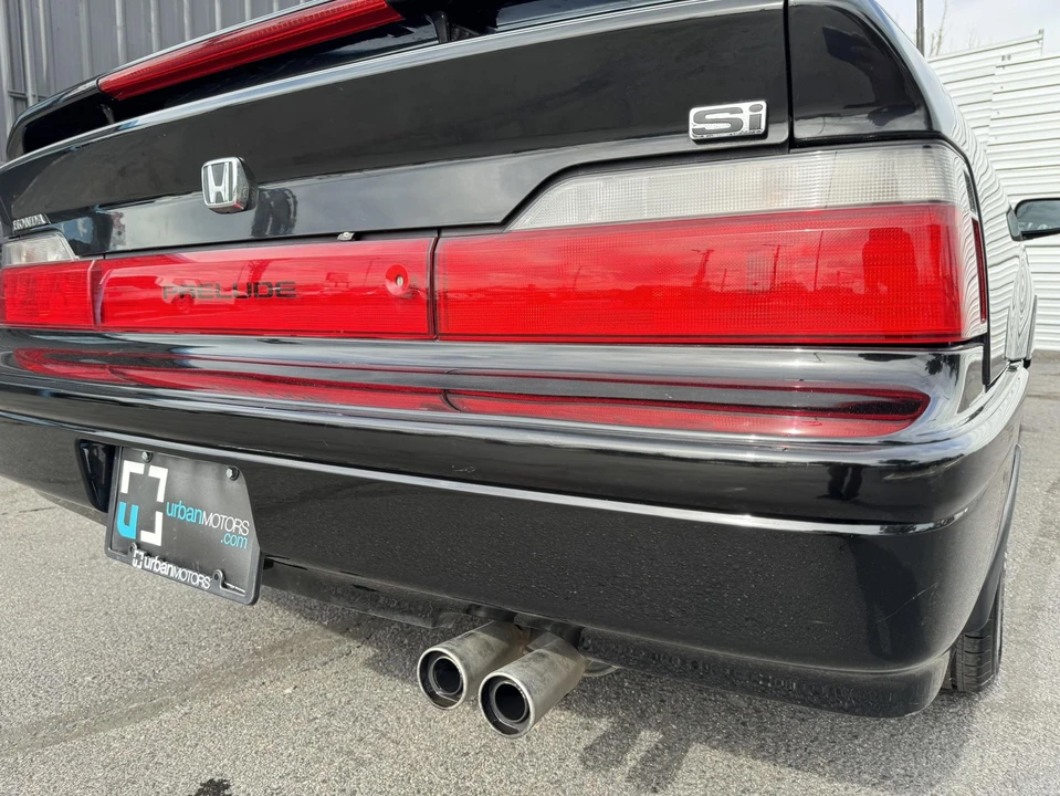 1991 Honda Prelude 3rd Gen - Image 15 of 31