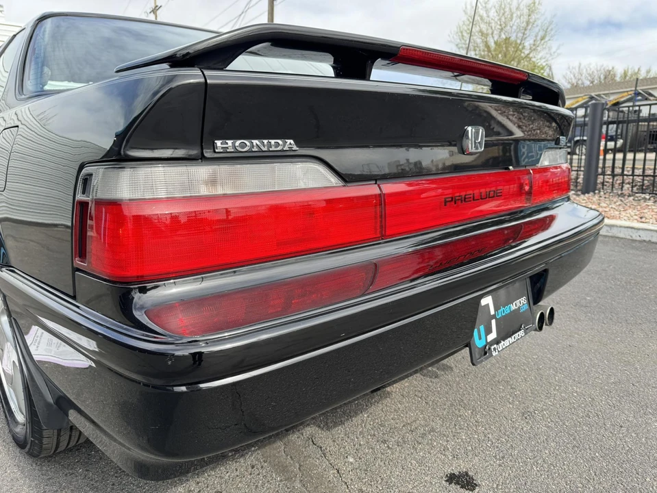 1991 Honda Prelude 3rd Gen - Image 14 of 31