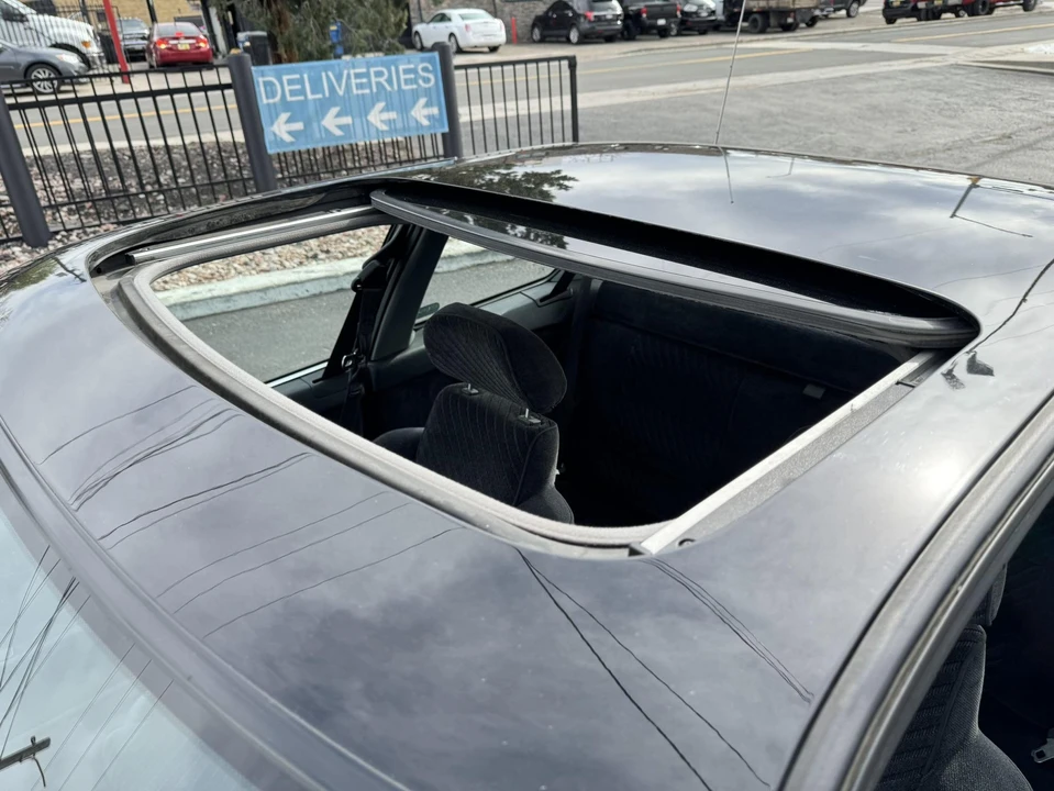 1991 Honda Prelude 3rd Gen - Image 16 of 31