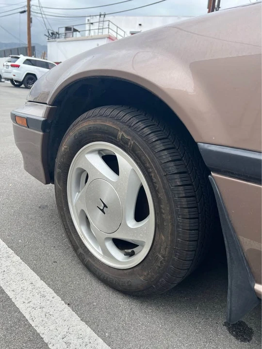 1991 Honda Prelude 3rd Gen - Image 2 of 17
