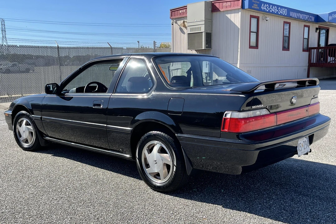 1991 Honda Prelude 3rd Gen - Image 4 of 31