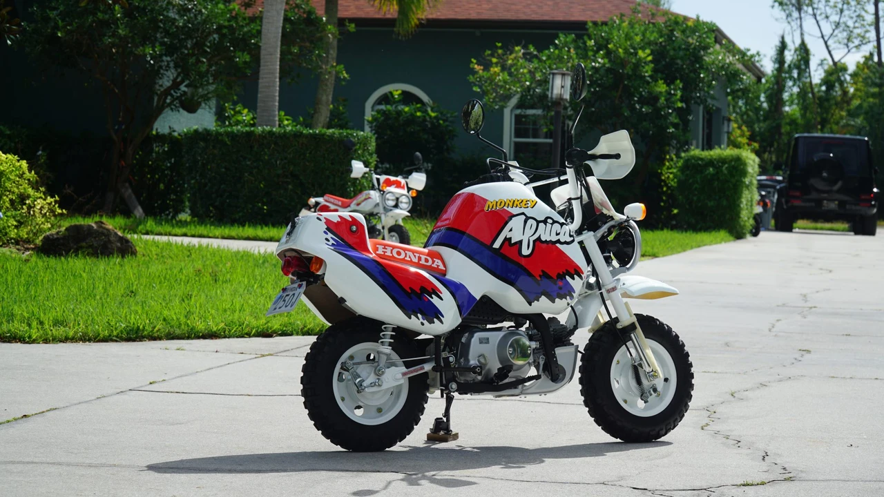 1991 Honda Motorcycles - Image 25 of 31