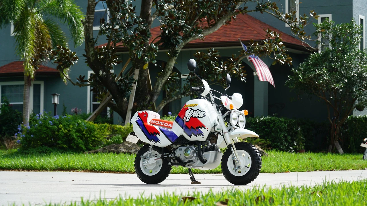 1991 Honda Motorcycles - Image 15 of 31