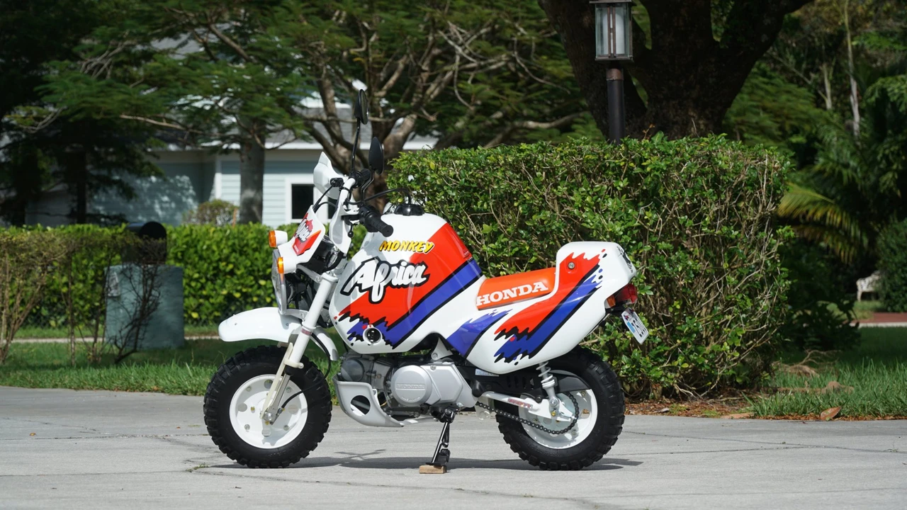 1991 Honda Motorcycles - Image 2 of 31