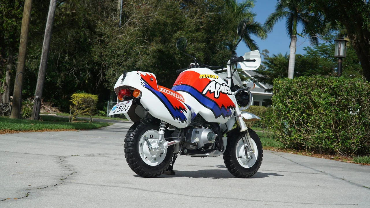 1991 Honda Motorcycles - Image 28 of 31