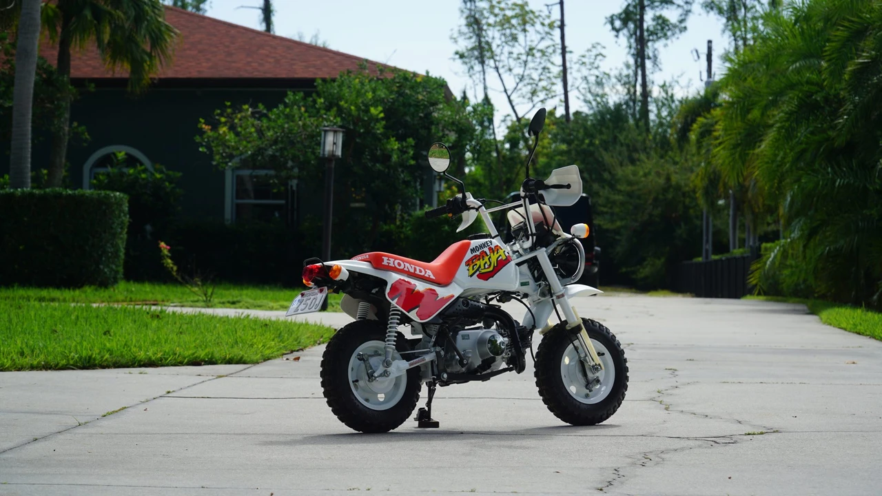 1991 Honda Motorcycles - Image 29 of 31