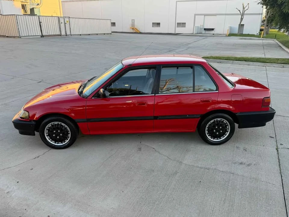 1991 Honda Civic 4th Gen - Image 2 of 14
