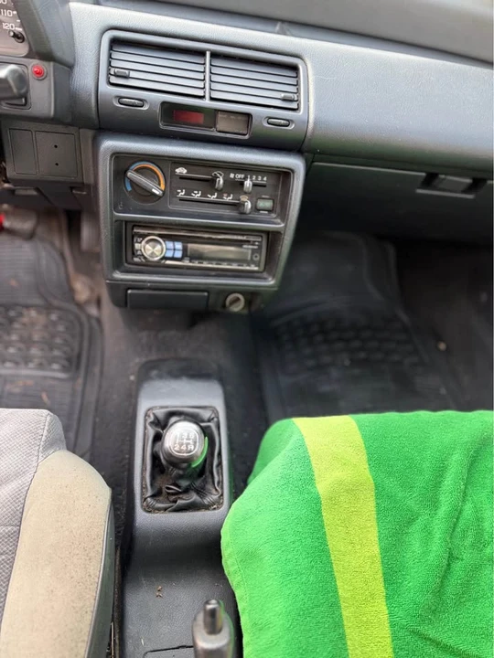 1991 Honda Civic 4th Gen - Image 12 of 15