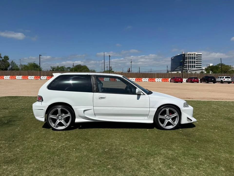 1991 Honda Civic 4th Gen - Image 5 of 16