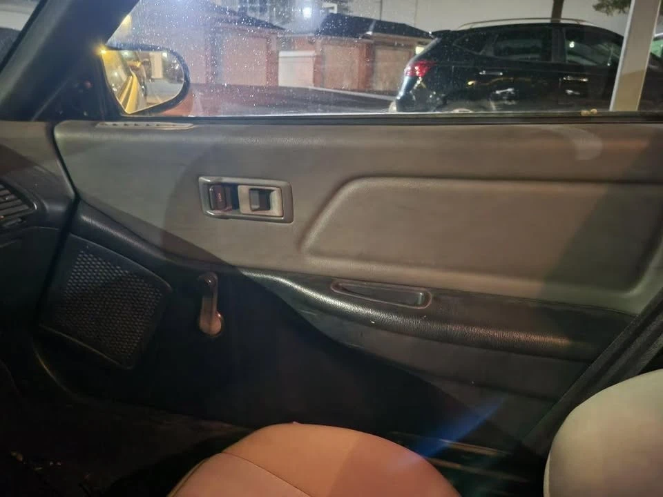 1991 Honda CR-X 2nd Gen - Image 6 of 8