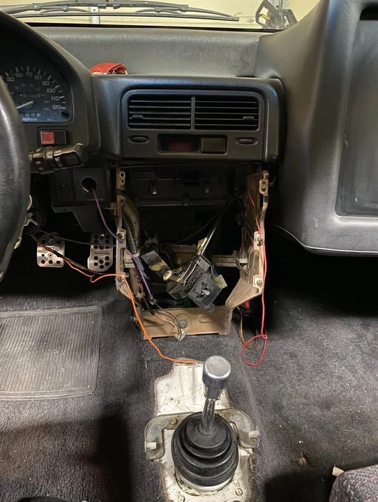 1991 Honda CR-X 2nd Gen - Image 6 of 12