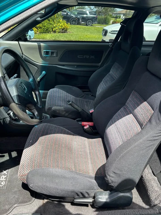 1991 Honda CR-X 2nd Gen - Image 2 of 8