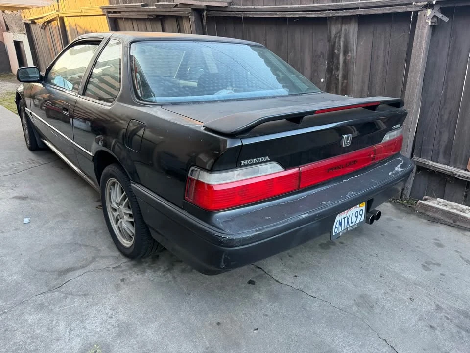 1991 Honda Prelude 3rd Gen - Image 2 of 9