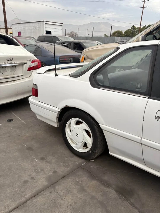 1991 Honda Prelude 3rd Gen - Image 4 of 9